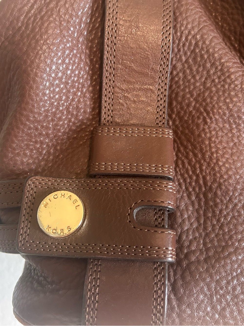 Michael Kors Chocolate Brown Pebbled Leather Shoulder Bag with Gold Hardware - Picture 4 of 13